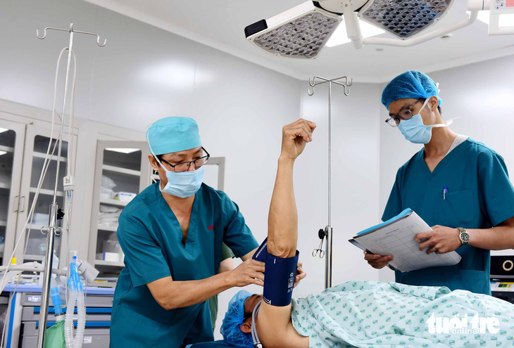 Bệnh viện được quyết định giá chữa bệnh ra sao? - Ảnh 1. Bệnh viện được quyết định giá chữa bệnh ra sao? - Ảnh 1.