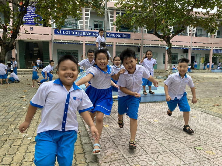 Bệnh đau mắt đỏ tấn công nhiều trường học ở miền Trung - Ảnh 1. Bệnh đau mắt đỏ "tấn công" nhiều trường học ở Đà Nẵng, nhất là các trường tiểu học, trung học cơ sở - Ảnh: TRƯỜNG TRUNG