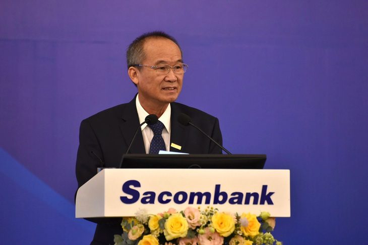 Bộ Công an: Ông Dương Công Minh, chủ tịch Sacombank, không bị cấm xuất cảnh- Ảnh 1. Bộ Công an phát đi thông tin bác bỏ tin đồn thất thiệt liên quan ông Dương Công Minh - chủ tịch Sacombank