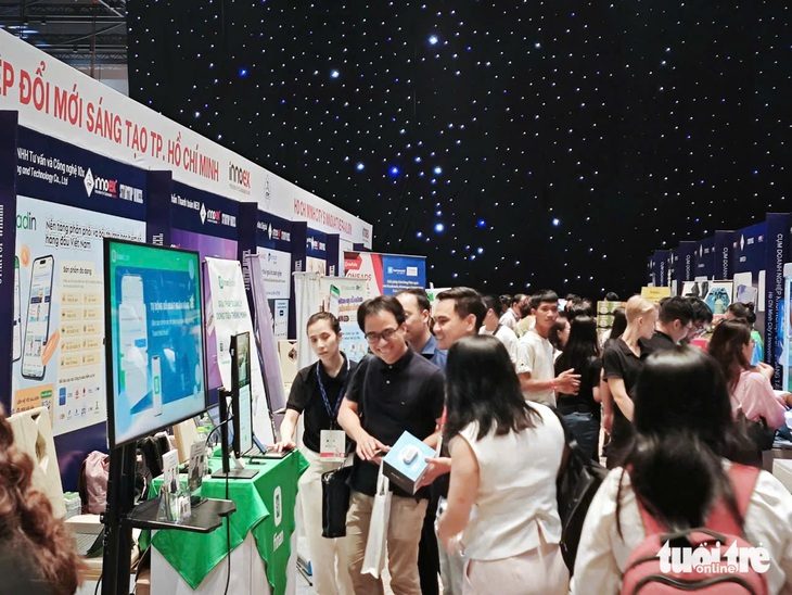 Bất ngờ với nhiều sản phẩm công nghệ ở InnoEx 2024 tại TP.HCM- Ảnh 1. Bất ngờ với nhiều sản phẩm công nghệ ở InnoEx 2024 tại TP.HCM - Ảnh 1.