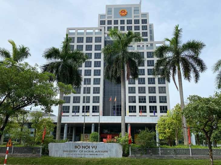 bo-noi-vu-17043421842341436217730-1 Bộ Nội vụ đề xuất Hà Nội, TP.HCM được đề xuất tăng thêm không quá 15 phó giám đốc sở - Ảnh 1.