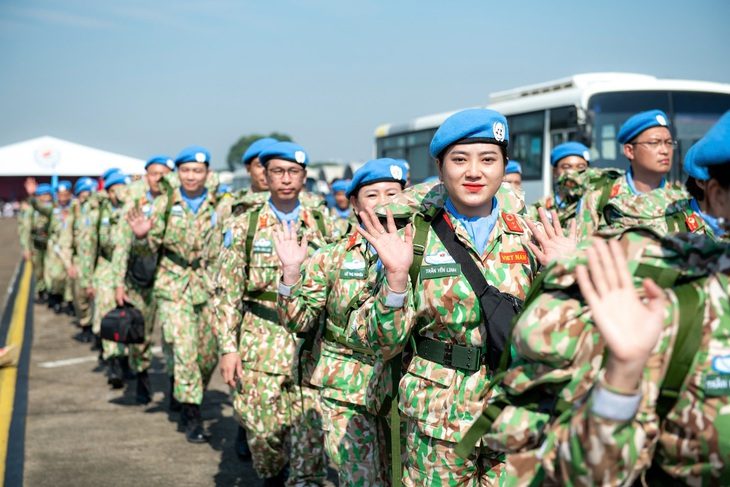 Bộ Quốc phòng đề xuất người ngoài ngành quân đội, công an được tham gia gìn giữ hòa bình - Ảnh 1. Bộ Quốc phòng đề xuất người ngoài ngành quân đội, công an được tham gia gìn giữ hòa bình - Ảnh 1.