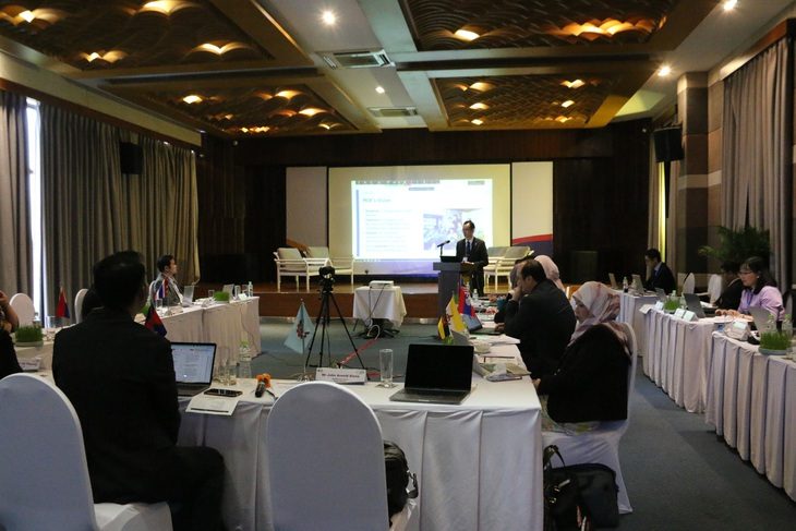 Các nước Đông Nam Á 'chạy đua' giáo dục kỹ năng số cho học sinh - Ảnh 1. Diễn đàn giáo dục của Tổ chức Bộ trưởng Giáo dục các quốc gia Đông Nam Á (SEAMEO RETRAC) diễn ra tại Việt Nam - Ảnh: HÙNG NGUYỄN