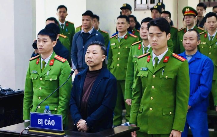 img4487-17364067592031587763708 Bị cáo Lê Thanh Vân nói 'rất buồn vì bị bắt khi sắp mãn nhiệm đại biểu Quốc hội' - Ảnh 1.